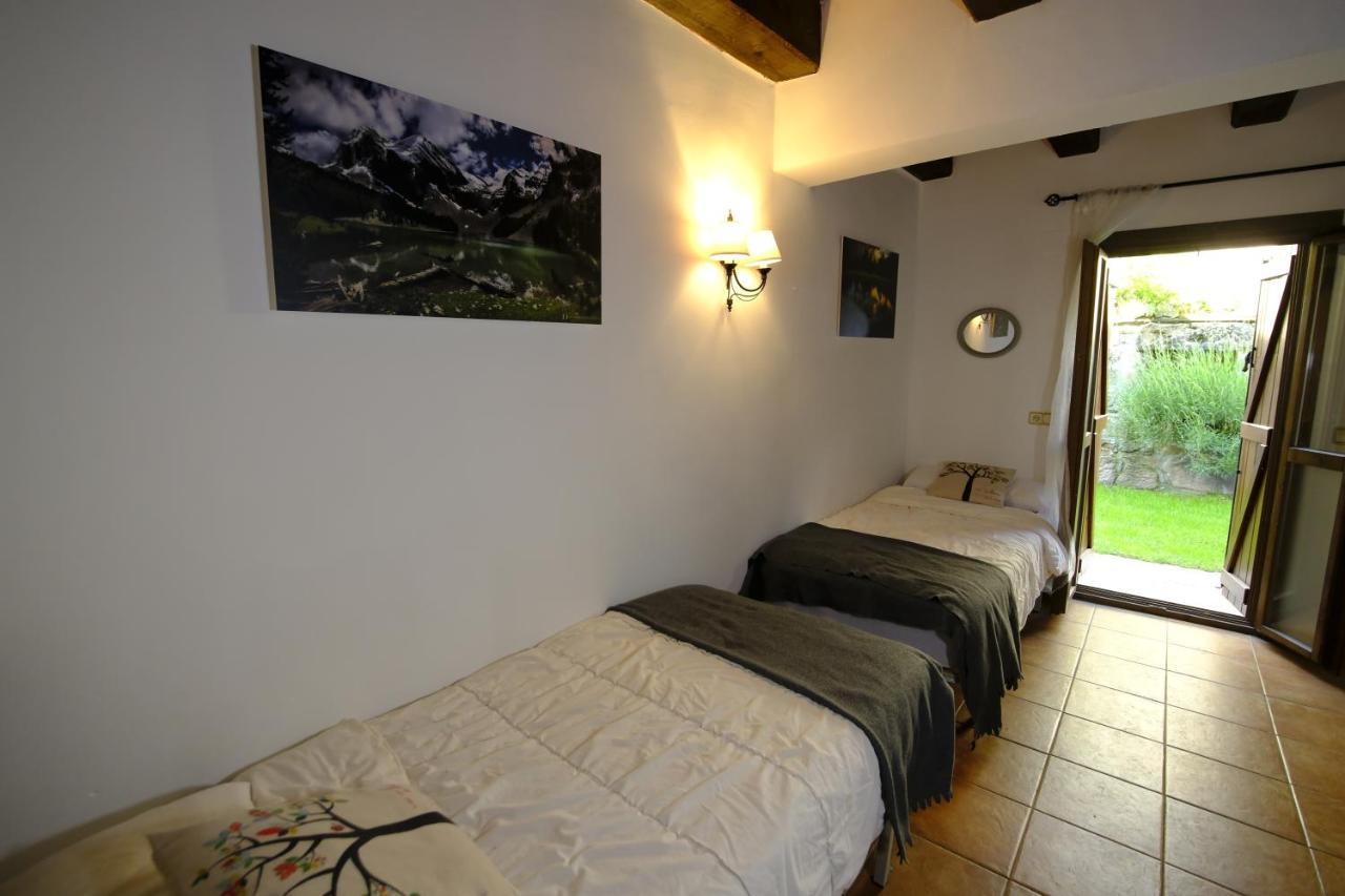 Hotel Balcon Del Pirineo Rural Ordesa Buesa Esterno foto