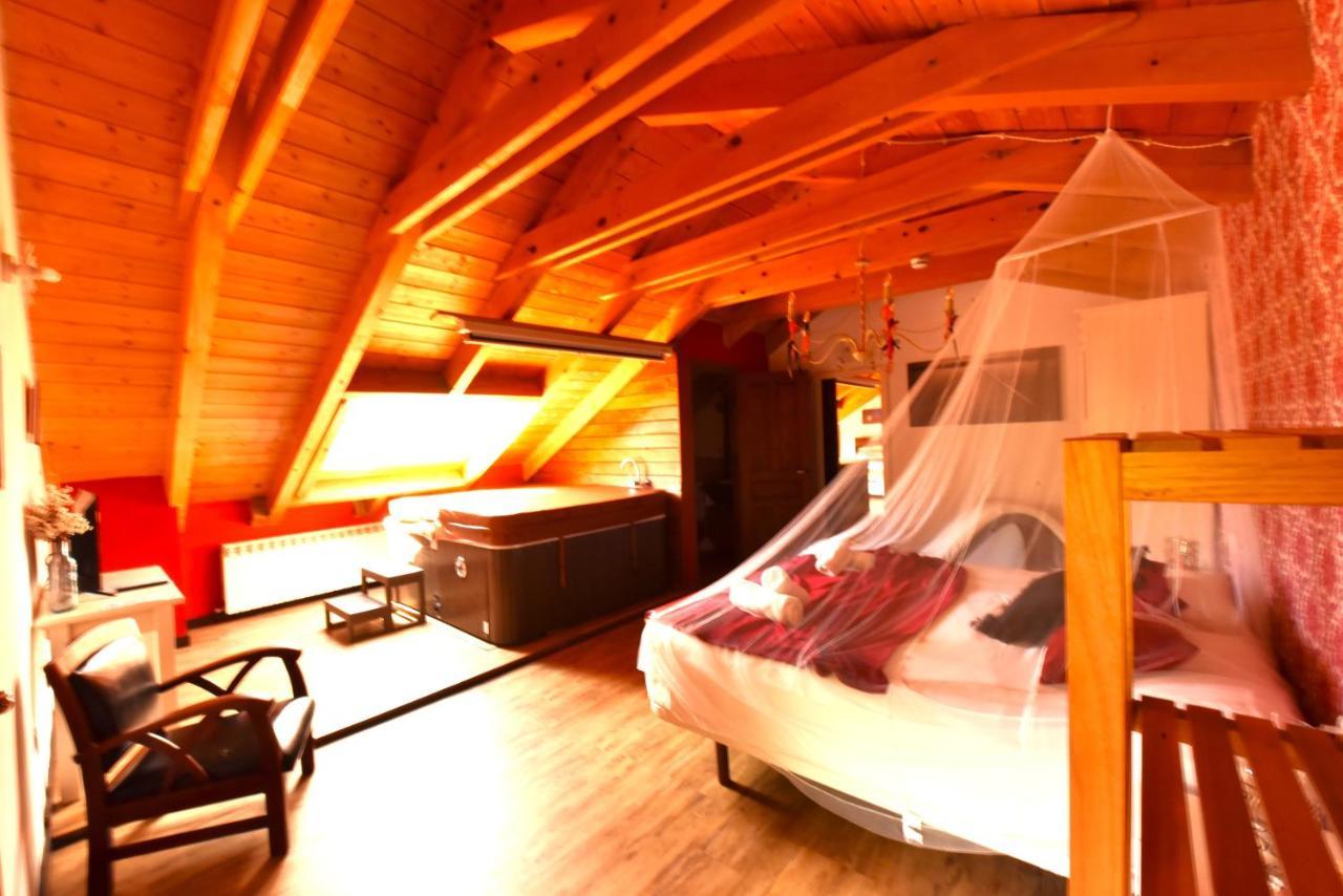 Hotel Balcon Del Pirineo Rural Ordesa Buesa Esterno foto